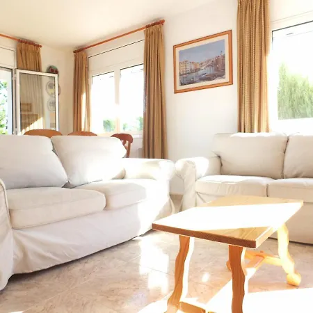 Villa Nerea With Air Conditioning & Private Swimming Pool Only 400m To The Ideal For Families