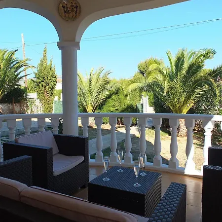 Villa Nerea With Air Conditioning & Private Swimming Pool Only 400m To The Ideal For Families