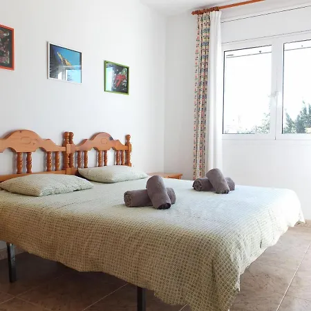 Villa Nerea With Air Conditioning & Private Swimming Pool Only 400m To The Ideal For Families